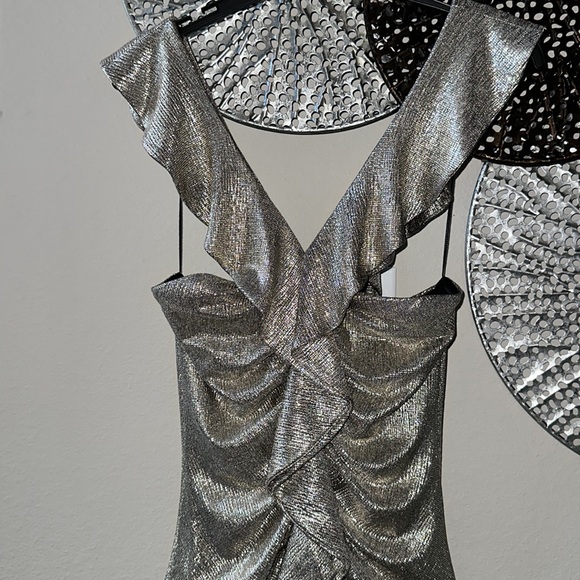 NWT Gianni Bini Metallic Gold Formal dress size 4 - Picture 3 of 5